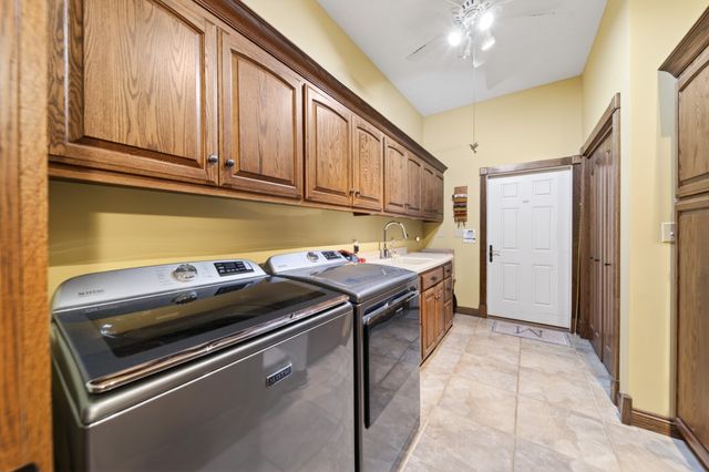480 Mobley Rd, Clarksville, TN 37043
