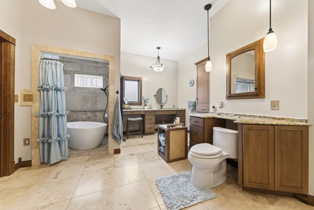480 Mobley Rd, Clarksville, TN 37043