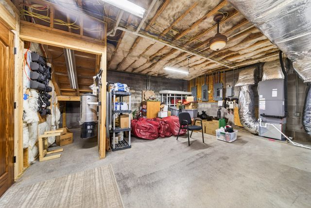 480 Mobley Rd, Clarksville, TN 37043