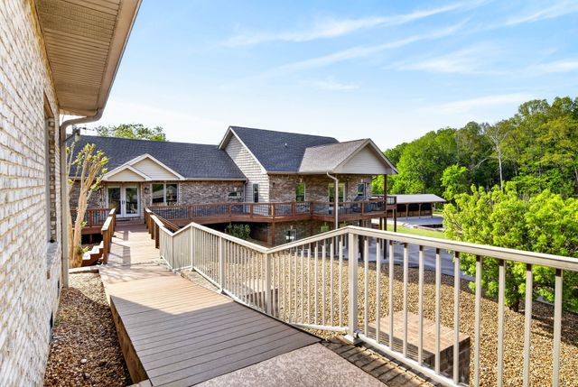 480 Mobley Rd, Clarksville, TN 37043