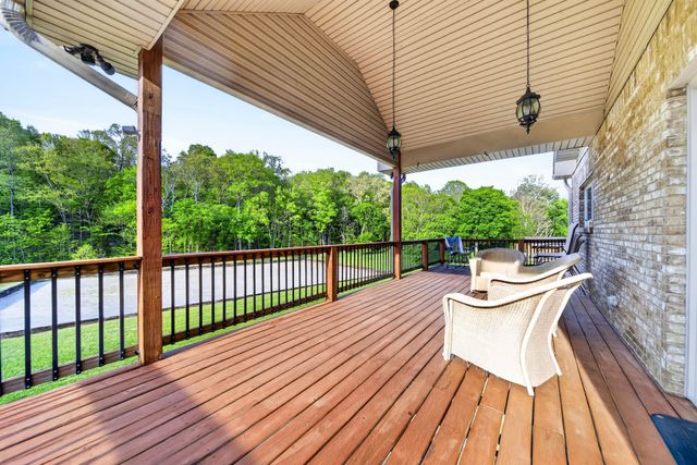 480 Mobley Rd, Clarksville, TN 37043