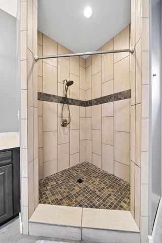 480 Mobley Rd, Clarksville, TN 37043