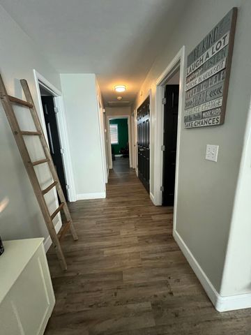 4333 E Vista Avenue, Visalia, CA 93292