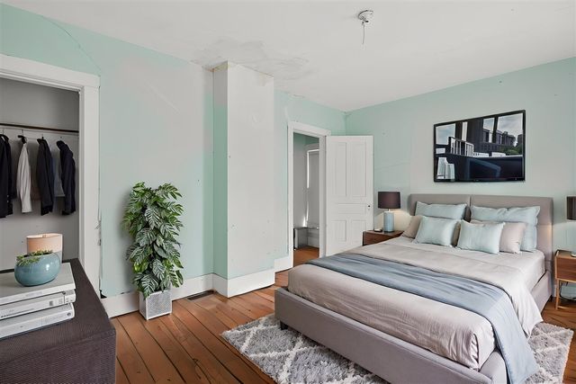 611 Oakhill Avenue, Jackson, MI 49201