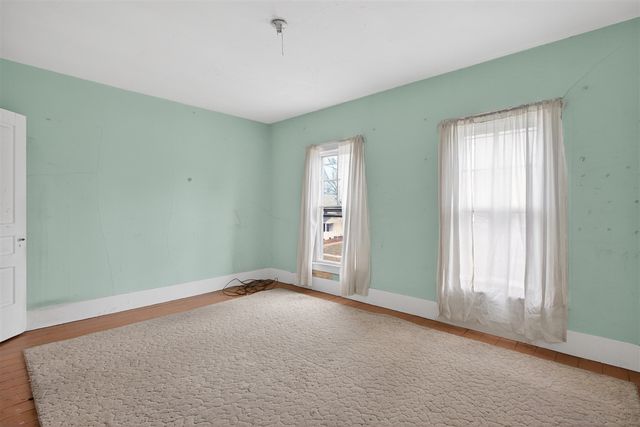 611 Oakhill Avenue, Jackson, MI 49201