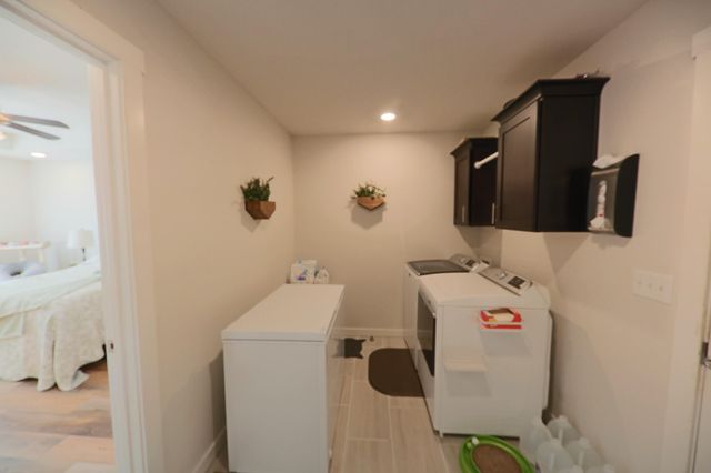 886 E Melton Road, Ozark, MO 65721