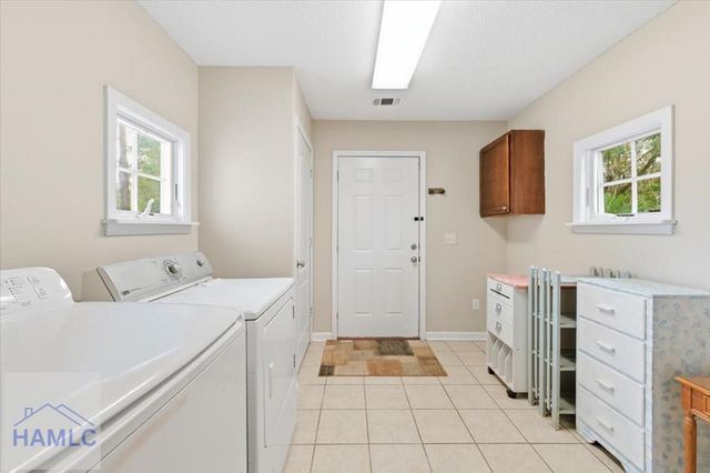 8701 East Oglethorpe Highway, Midway, GA 31320