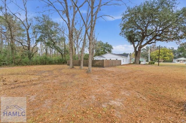 8701 East Oglethorpe Highway, Midway, GA 31320