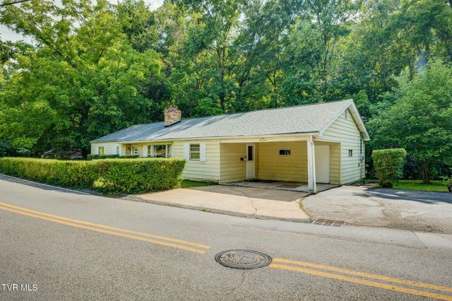 1000 Tranbarger Drive, Kingsport, TN 37660
