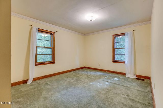 1000 Tranbarger Drive, Kingsport, TN 37660