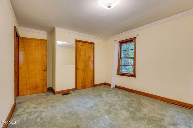 1000 Tranbarger Drive, Kingsport, TN 37660