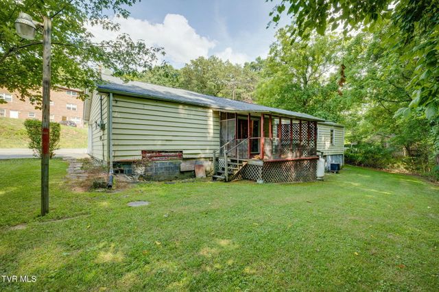 1000 Tranbarger Drive, Kingsport, TN 37660