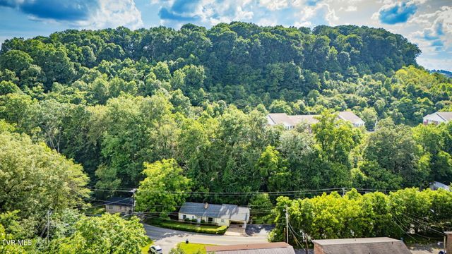 1000 Tranbarger Drive, Kingsport, TN 37660