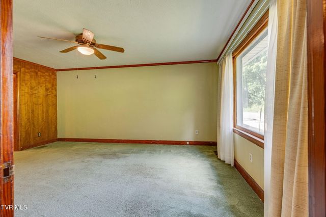 1000 Tranbarger Drive, Kingsport, TN 37660