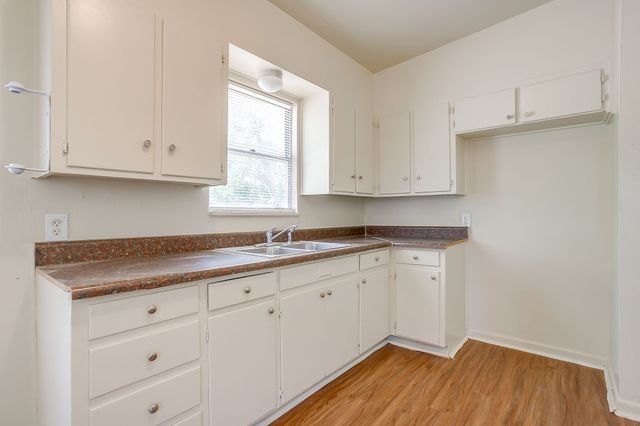 2812 Cordone Street, Fort Worth, TX 76133