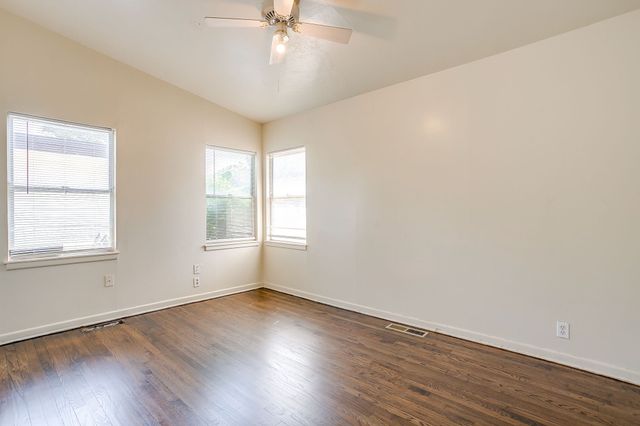 2812 Cordone Street, Fort Worth, TX 76133