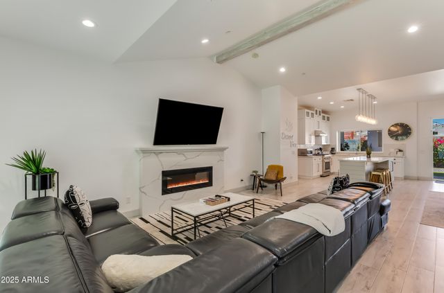 2015 N 80TH Place, Scottsdale, AZ 85257