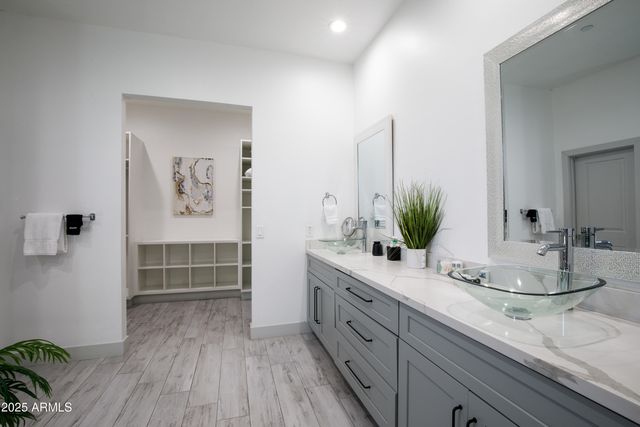 2015 N 80TH Place, Scottsdale, AZ 85257