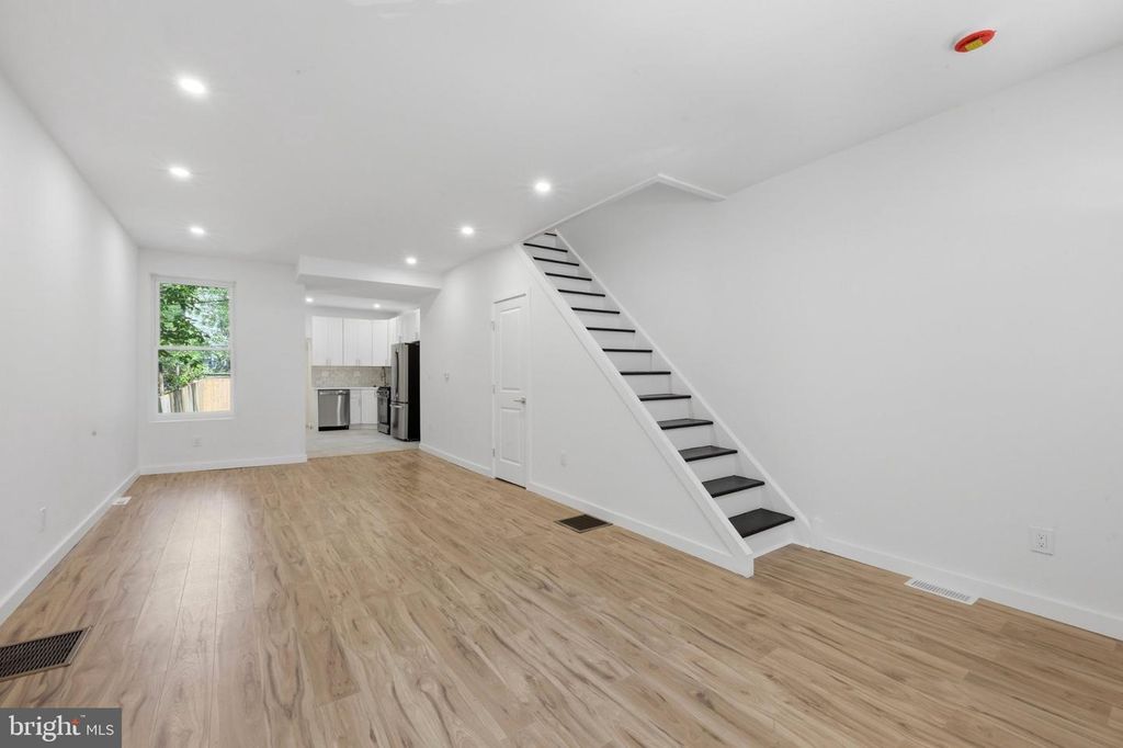 5011 BEAUMONT AVE, PHILADELPHIA, PA 19143 — photo 4