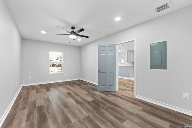 722 Blakeley, San Antonio, TX 78209