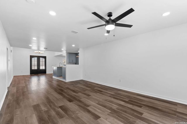 722 Blakeley, San Antonio, TX 78209