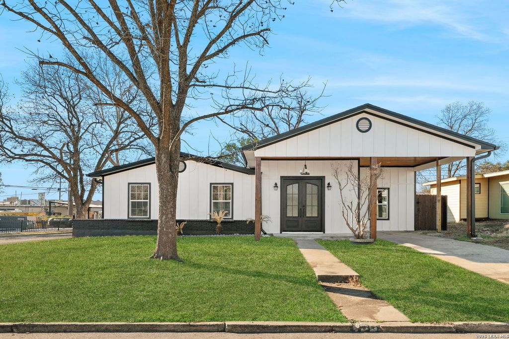 722 Blakeley, San Antonio, TX 78209