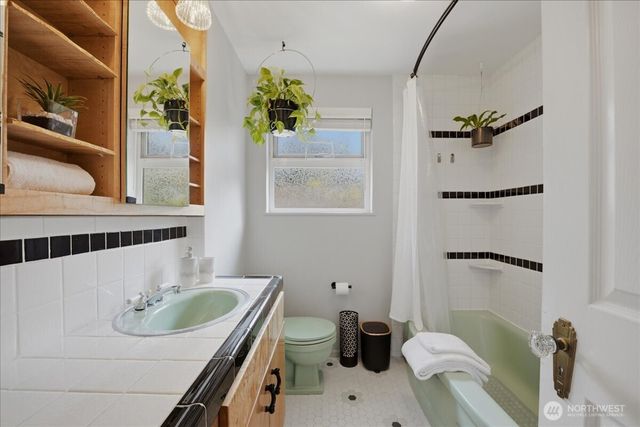 2145 N 146th Street, Shoreline, WA 98133