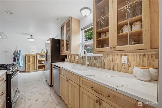 2145 N 146th Street, Shoreline, WA 98133