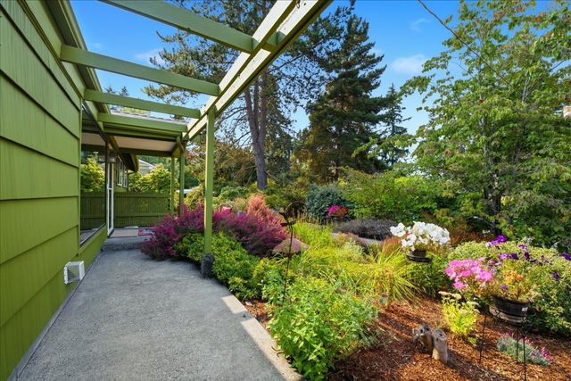 2145 N 146th Street, Shoreline, WA 98133