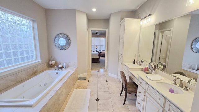 15305 Chichester Lane, Jersey Village, TX 77040