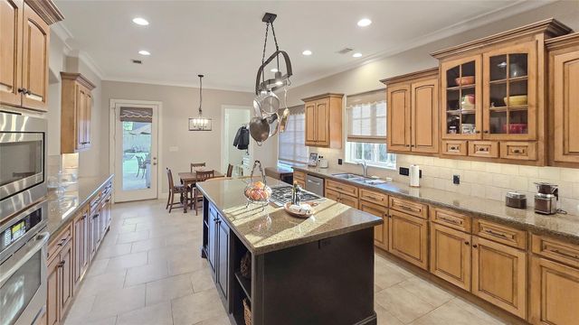 15305 Chichester Lane, Jersey Village, TX 77040