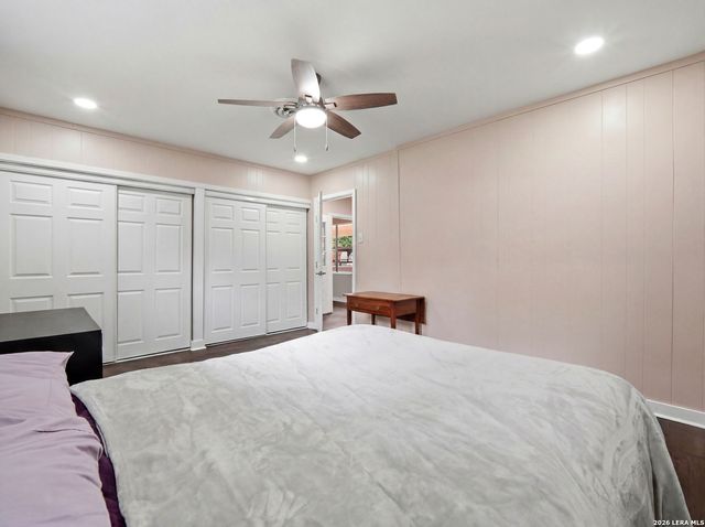 19214 Grey Forest, Helotes, TX 78023