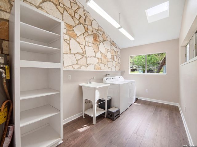 19214 Grey Forest, Helotes, TX 78023