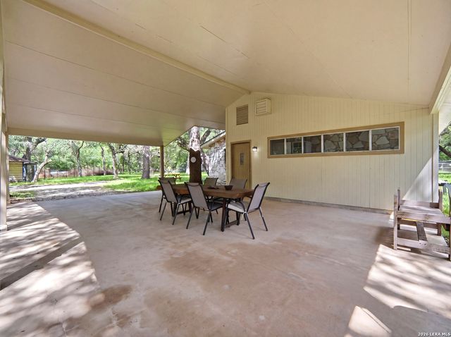 19214 Grey Forest, Helotes, TX 78023