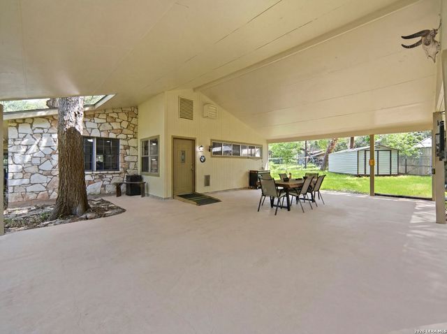 19214 Grey Forest, Helotes, TX 78023
