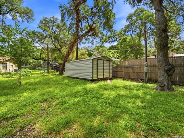 19214 Grey Forest, Helotes, TX 78023