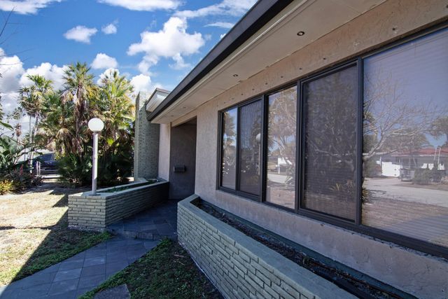 115 Bryn Mawr Drive, Lake Worth Beach, FL 33460