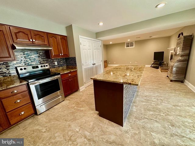 8620 STABLEVIEW CT, Gaithersburg, MD 20882