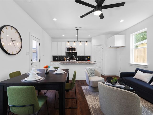 1104 E Annie Street, Fort Worth, TX 76104