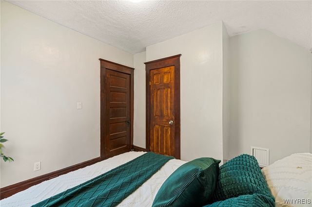 46 Benson Avenue, West Seneca, NY 14224