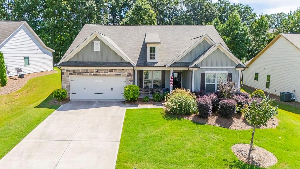 740 Lakeview Bend Circle, Jefferson, GA 30549