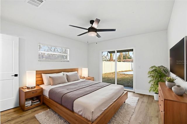 1008 HALLWOOD LOOP, Brandon, FL 33511