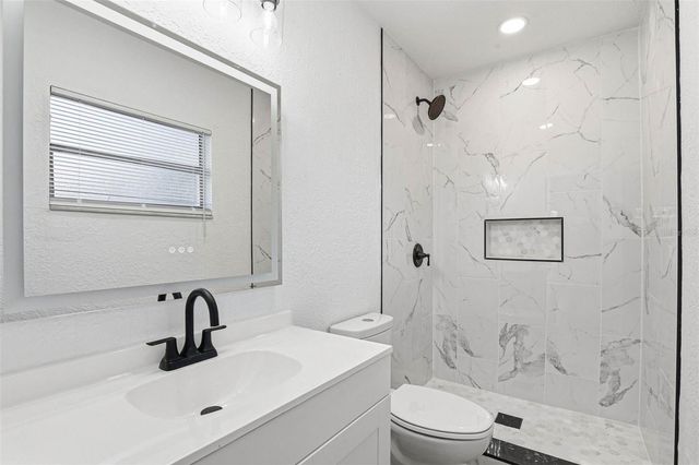 1008 HALLWOOD LOOP, Brandon, FL 33511