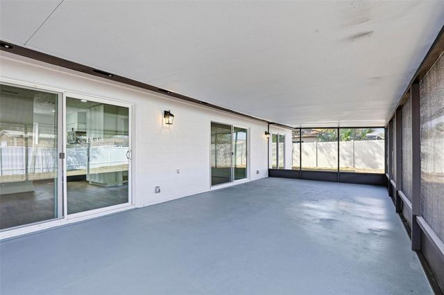 1008 HALLWOOD LOOP, Brandon, FL 33511