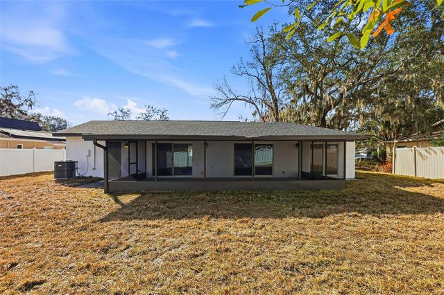 1008 HALLWOOD LOOP, Brandon, FL 33511