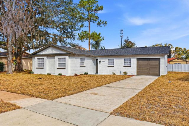 1008 HALLWOOD LOOP, Brandon, FL 33511