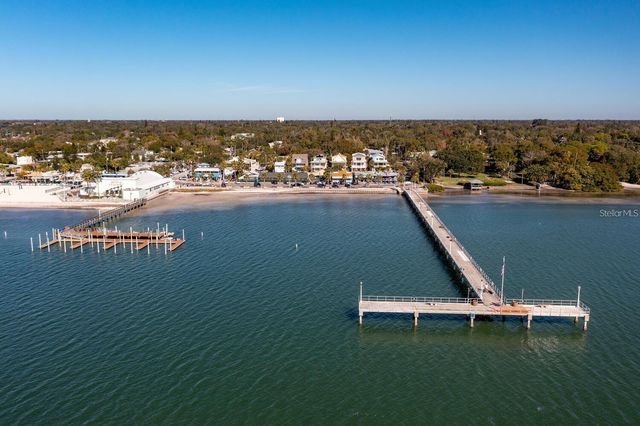 2907 CLINTON STREET S, Gulfport, FL 33707