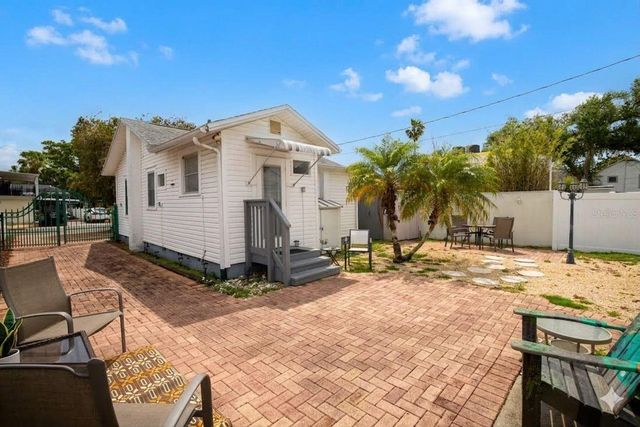 2907 CLINTON STREET S, Gulfport, FL 33707