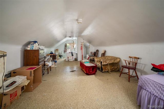 702 Fernhill Street, Highland Park, MI 48203