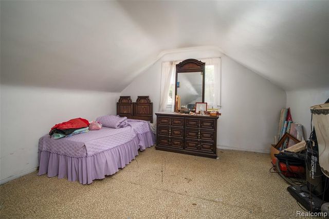 702 Fernhill Street, Highland Park, MI 48203